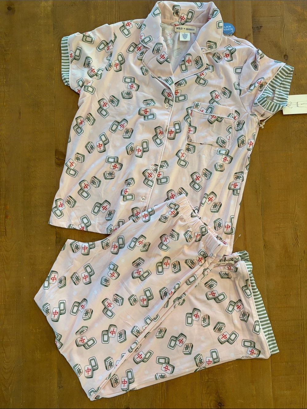 Wild Indigo Pink & Green Ladies Mahjong Pajama set Set